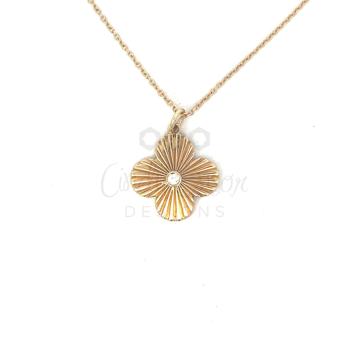 Yellow Gold Fluted Clover Birthstone Pendant