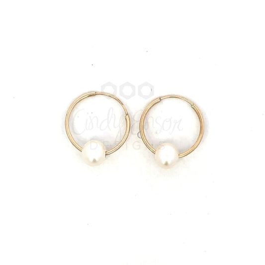 Small Round Endless Pearl Earring