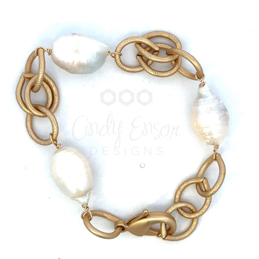 Gold Tone Thick Chain Bracelet with White Pearl Accents