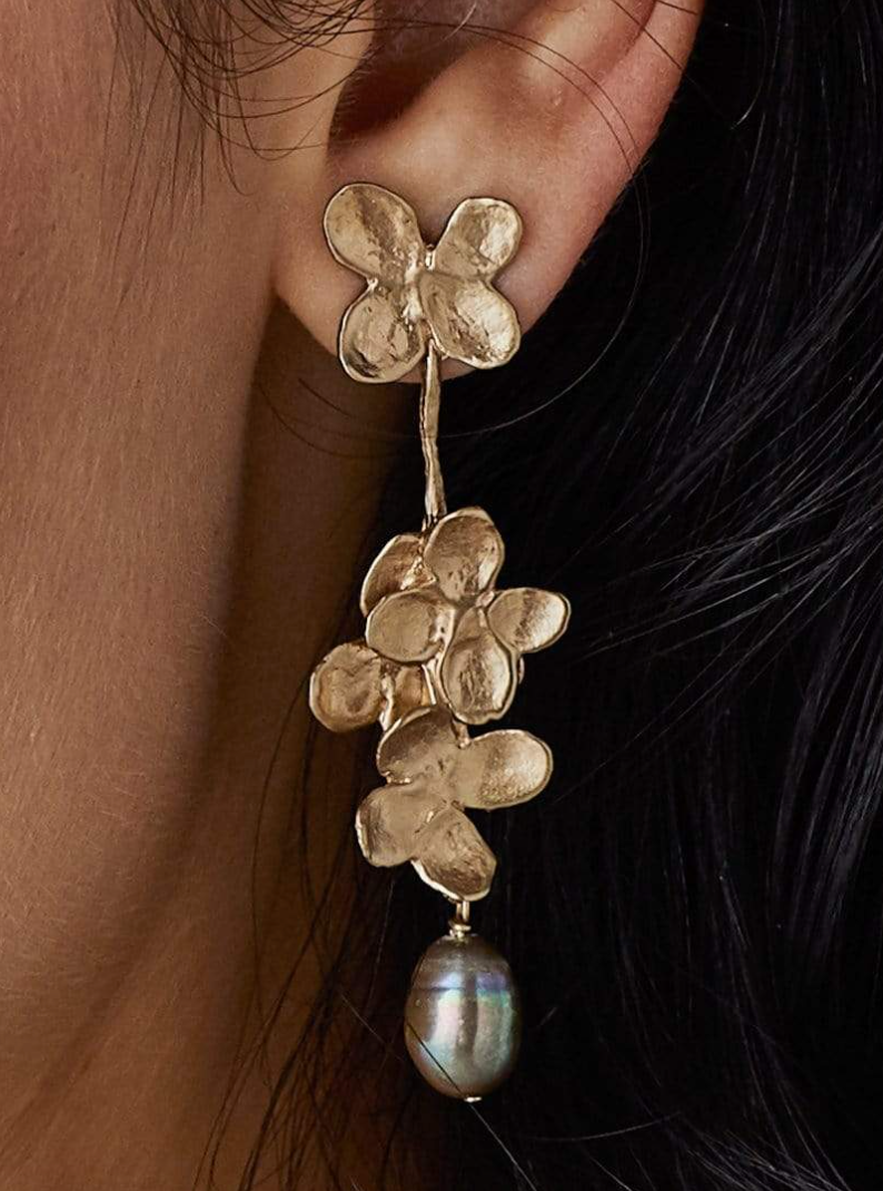 Julie Cohn Hydrangea Blossom Bronze Grey Pearl Earring