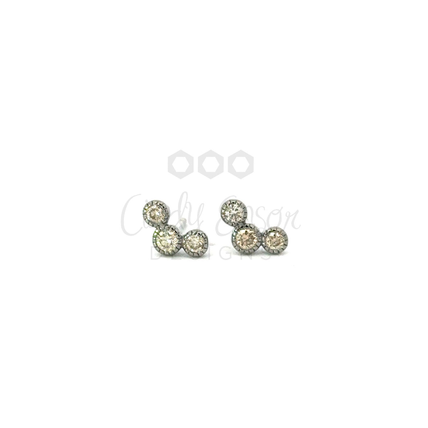 Triple Dot Diamond Milgrain Stud Earring
