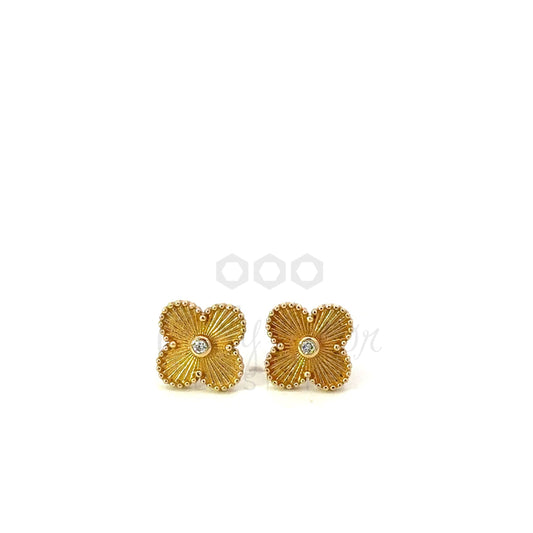 Fluted Clover Earrings with Single Diamond Center