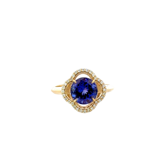 Round Tanzanite Ring with Pave Clover Border