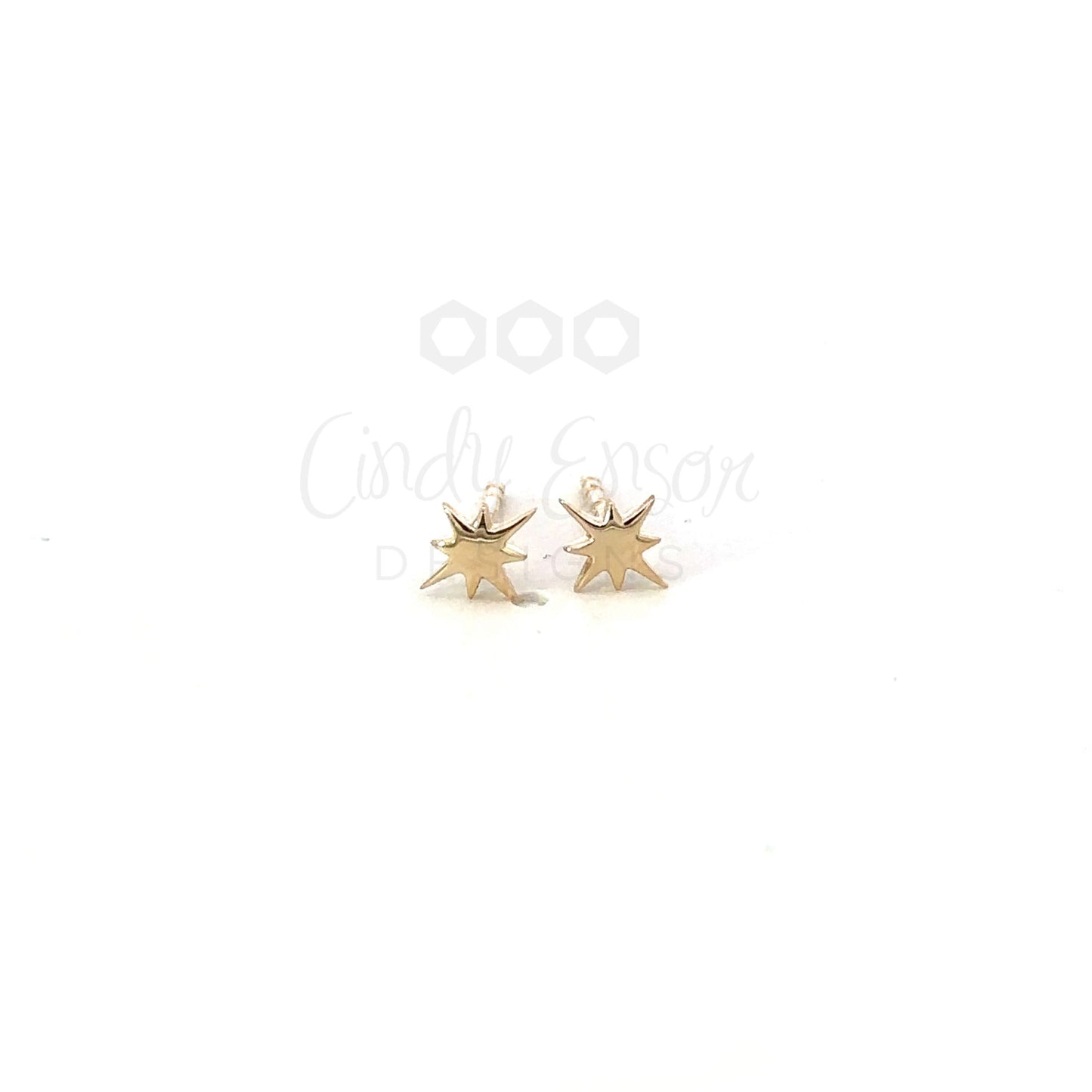Yellow Gold Tiny Elongated Star Stud Earrings