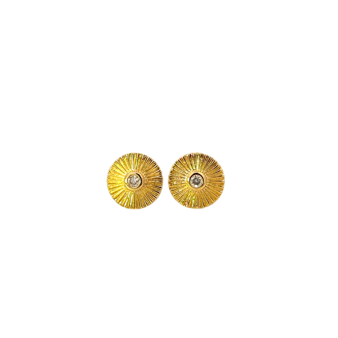 GF Fluted Disc Earring with Diamond Center